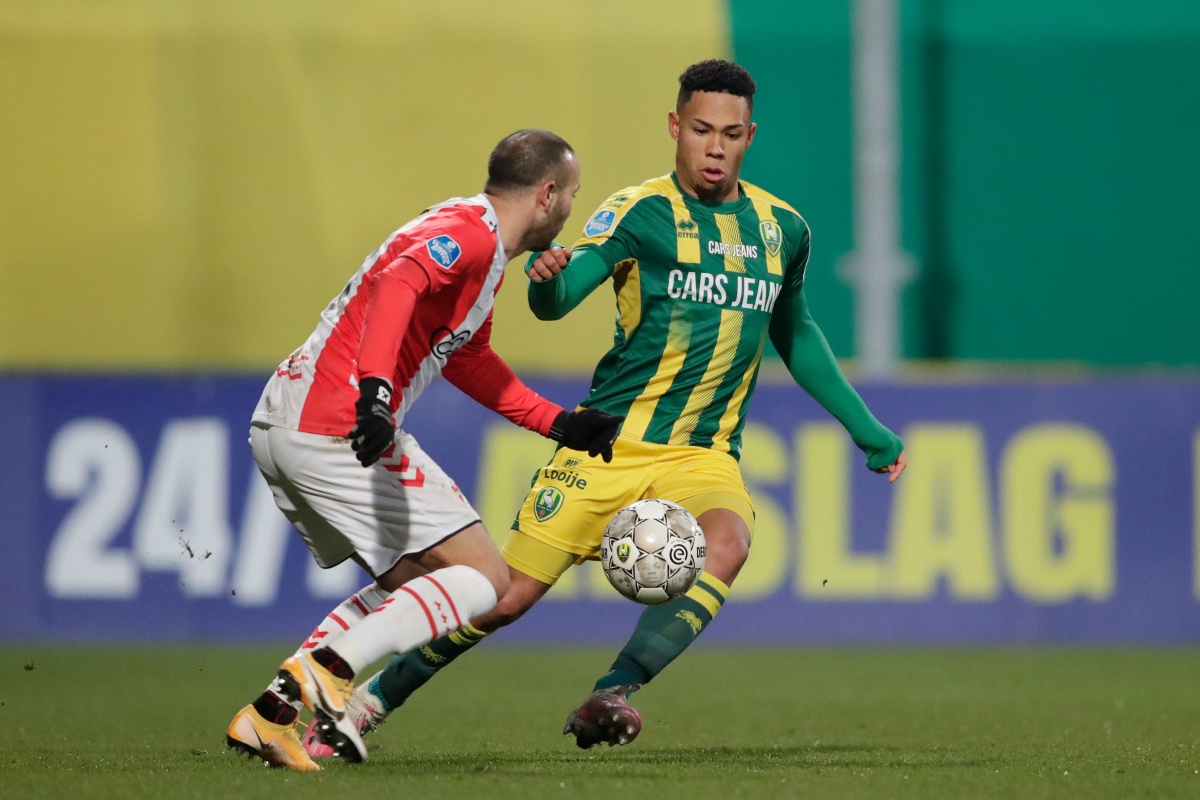 更激励着无 更激励着无